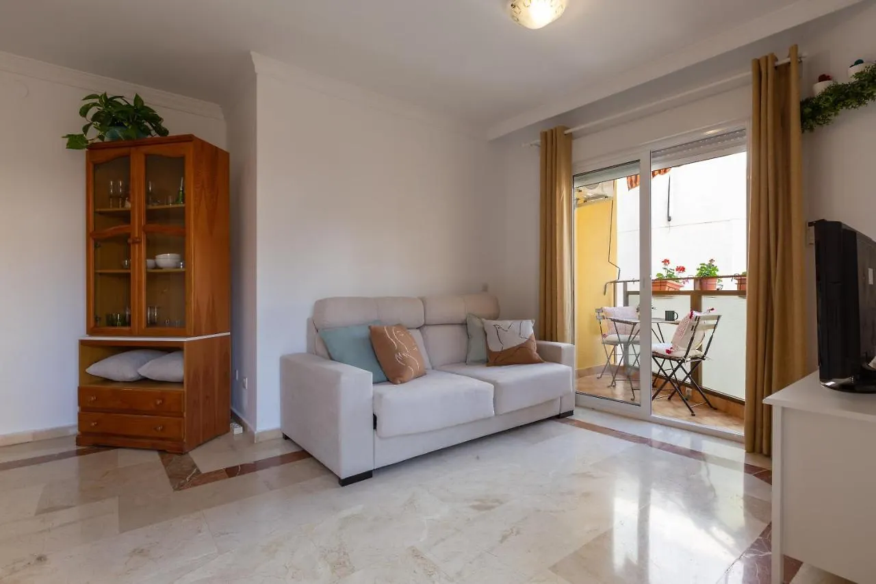 Apartment Luminoso Apartamento De Dos Habitaciones Con Terraza Y Parking En El Centro Malaga Spain